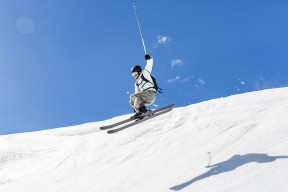 kaiyun-周末全锦赛焦点战！罗马迎战丹佛掘金，血战或上演